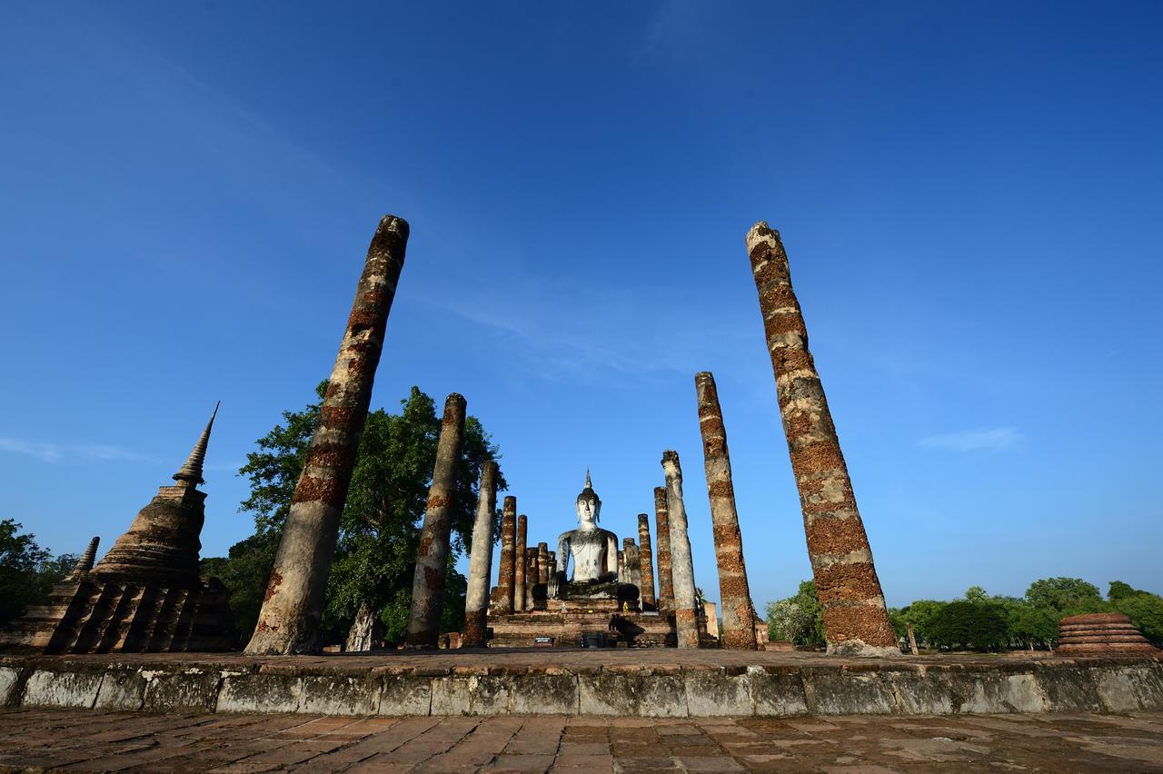 Saksuksmile Resort Sukhothai Exterior foto